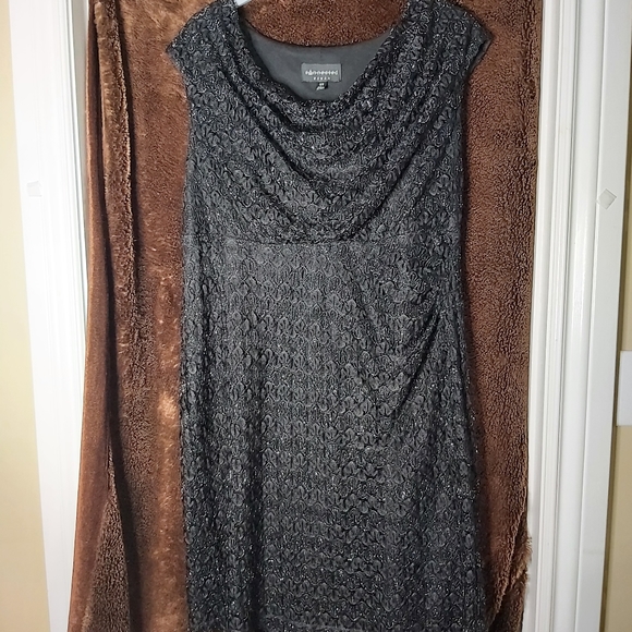 Connected Woman Cute Black Dress  glitters - Picture 14 of 16